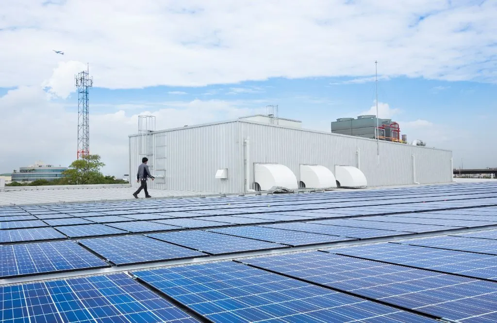 Solar panels on the roof of the industrial building