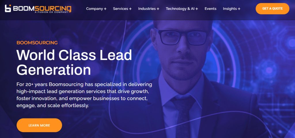 Boomsourcing landing page with the platform's features and a button to learn more